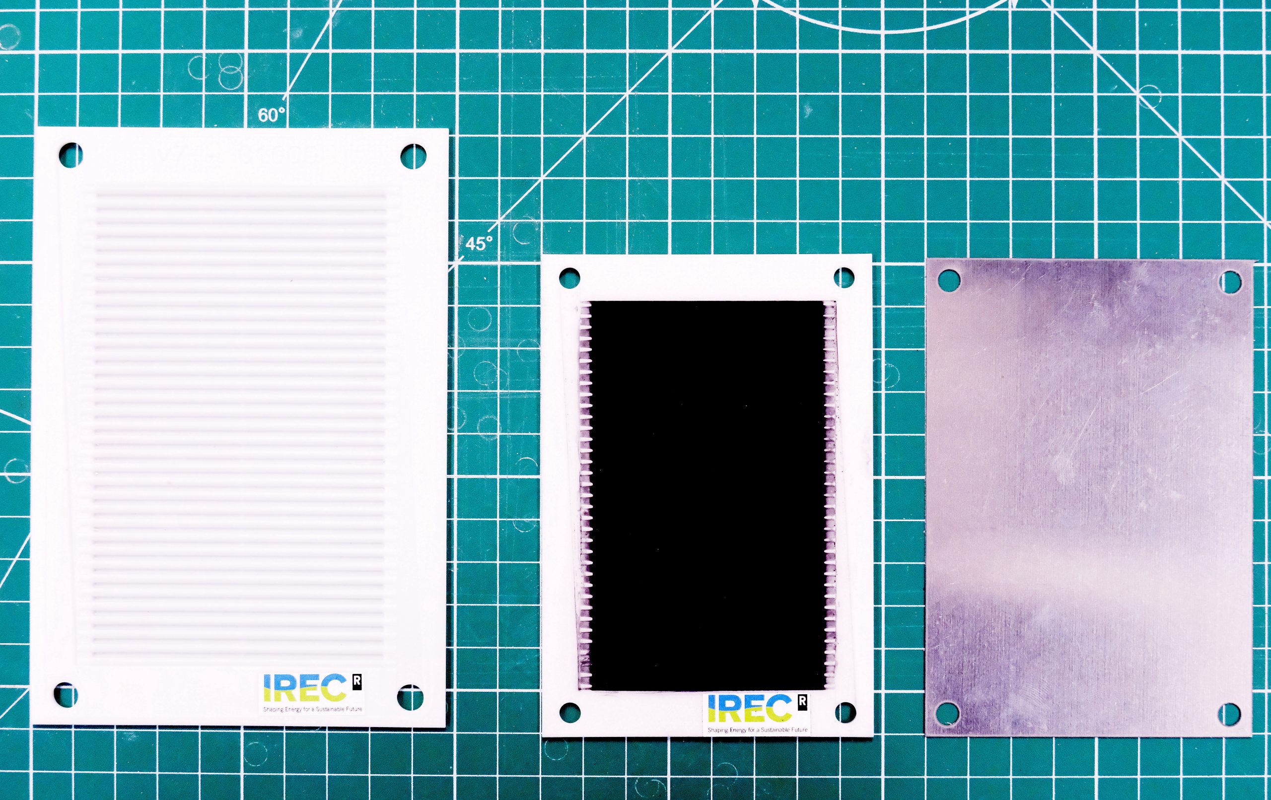 Close-up of ceramic battery components and layered sections used in advanced solid-state energy storage systems, highlighting ion-conducting materials and 3D-printed structures for safe and thermally stable batteries.